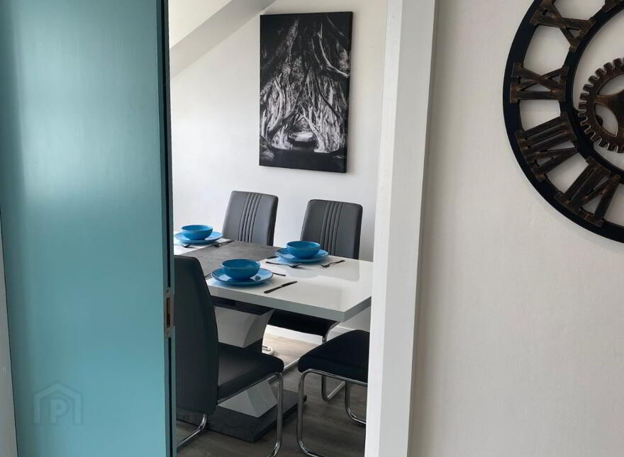 STUDENT LET 2026-27, 12 O'Hara Court, Portstewart, BT55 7TA