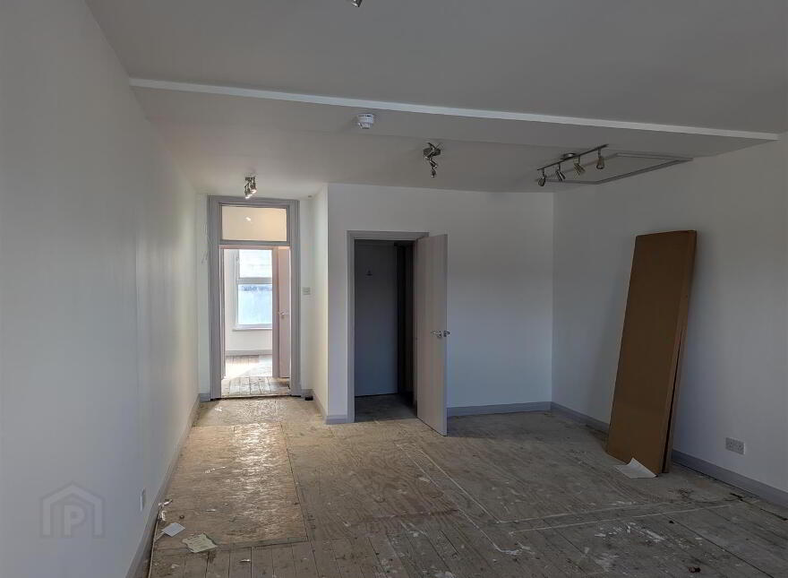10 Main Street, Saintfield, BT24 7AA