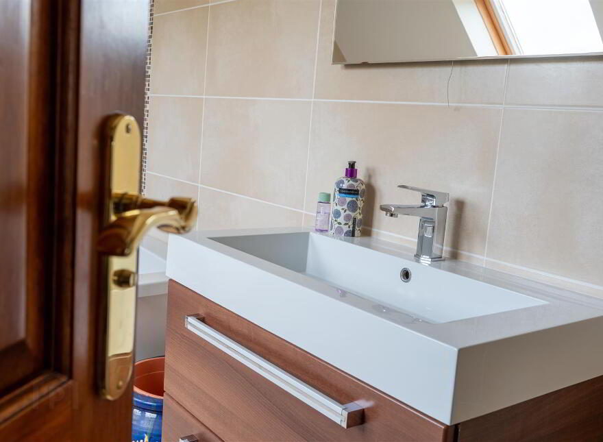 68B Rathmore Road, Dunadry, BT41 2HX