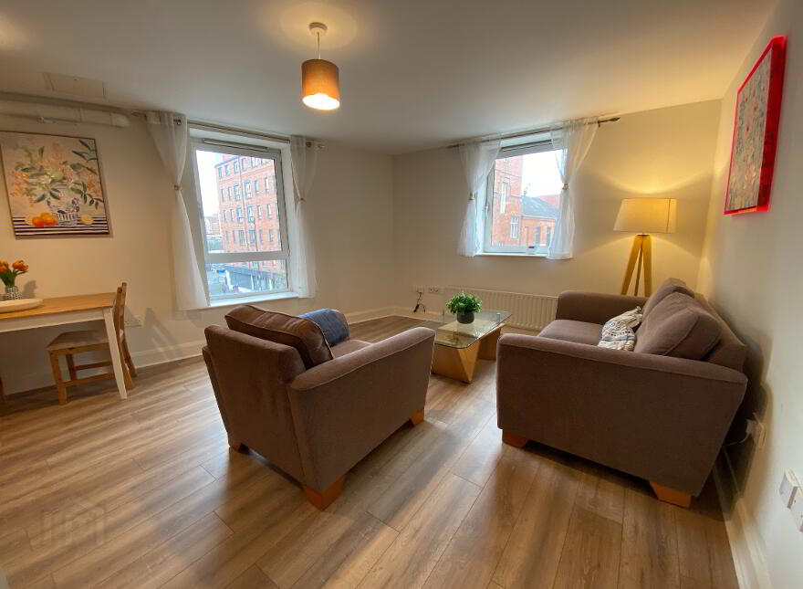 E2.3 Whitehall Square, 181 Sandy Row, Belfast, BT12 5EG