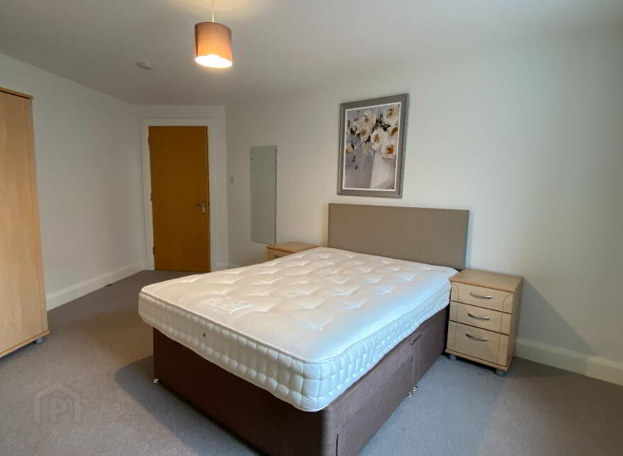 E2.3 Whitehall Square, 181 Sandy Row, Belfast, BT12 5EG
