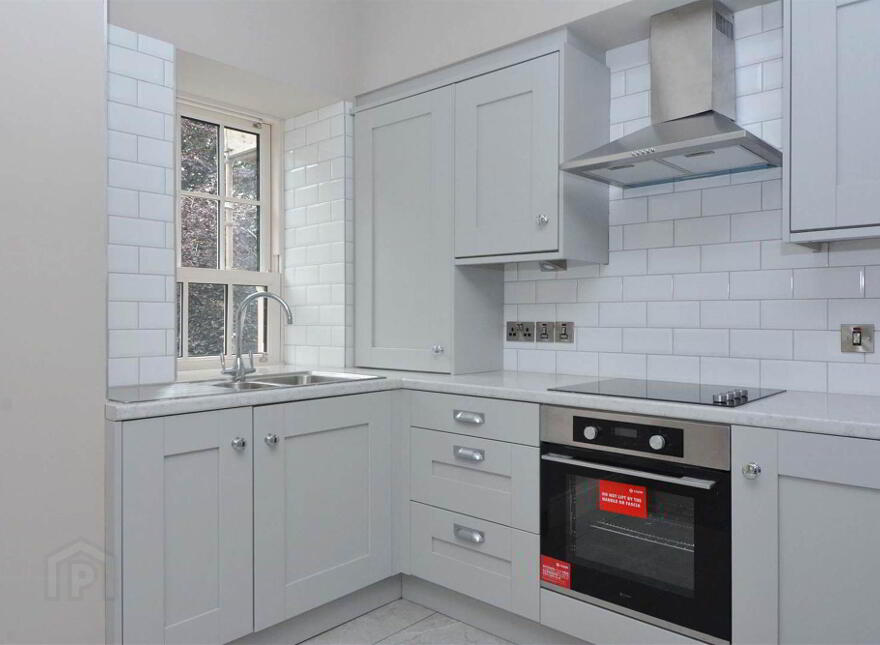 Rosevale House, 171r Moira Road, Lisburn, BT28 1RW