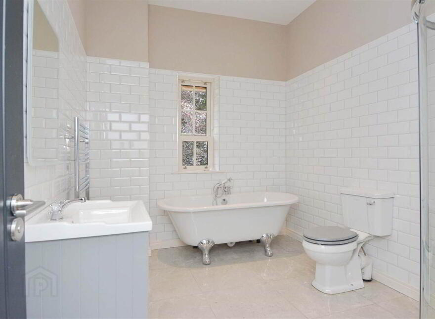 Rosevale House, 171r Moira Road, Lisburn, BT28 1RW