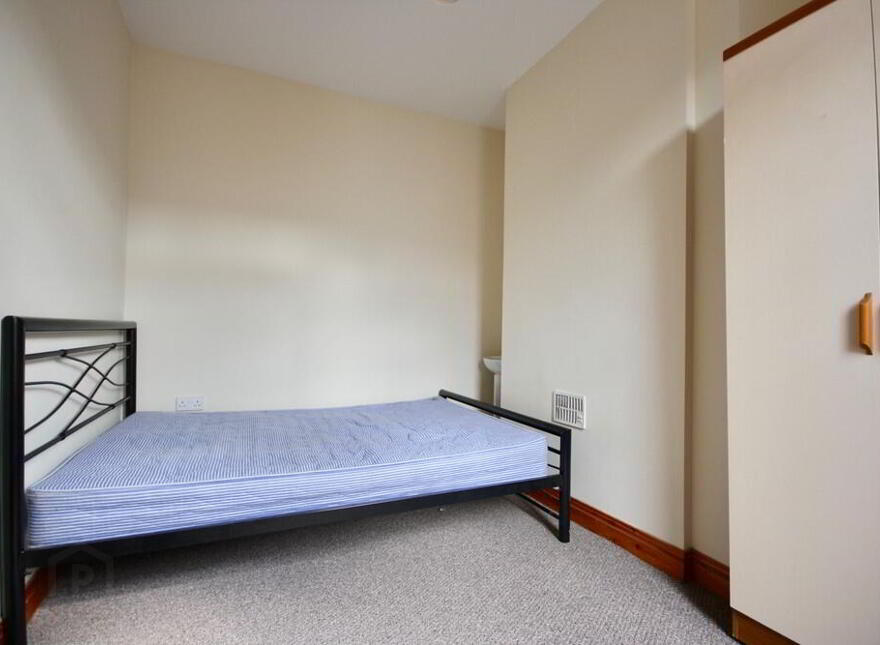27 Elaine Street, Belfast, BT9 5AR