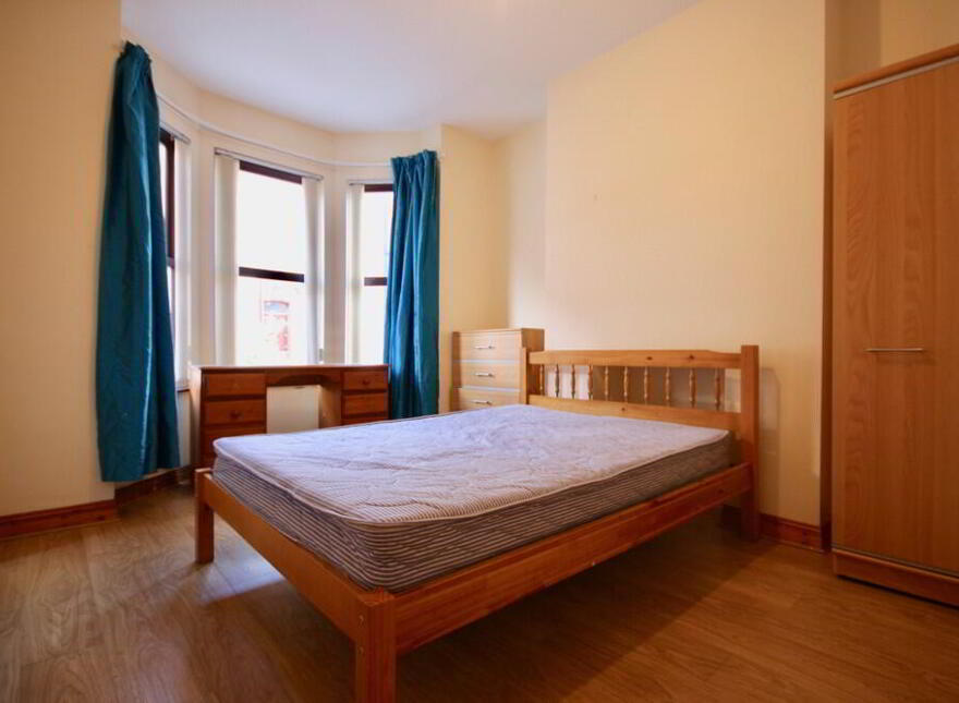 27 Elaine Street, Belfast, BT9 5AR
