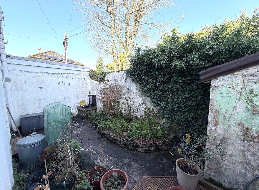 2 Sunnyside, Barrington's Avenue, Ballintemple, T12V1F8