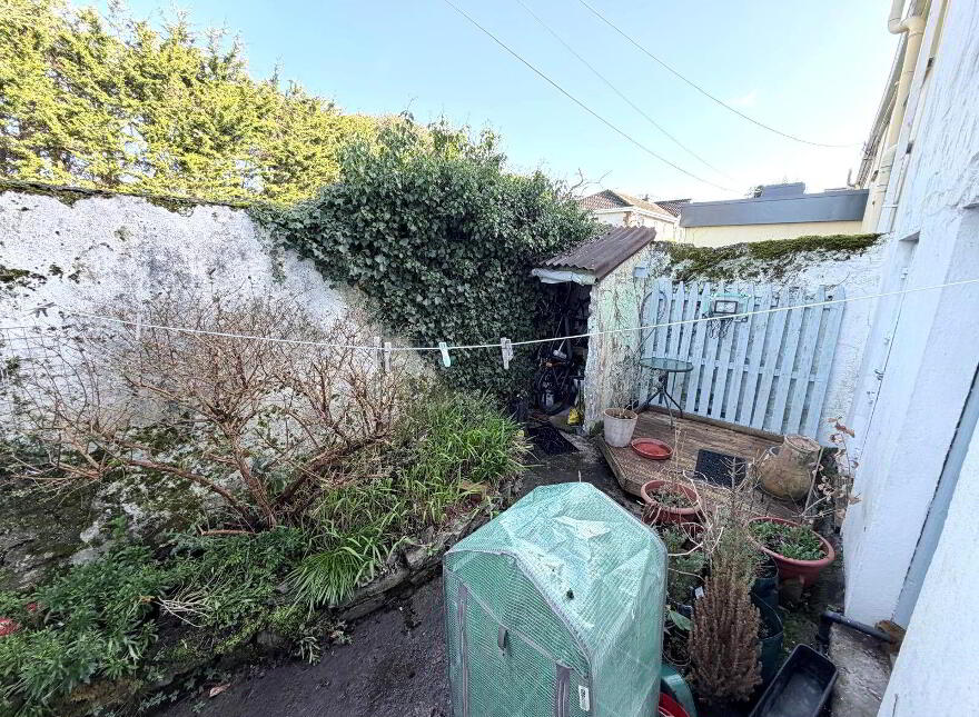 2 Sunnyside, Barrington's Avenue, Ballintemple, T12V1F8