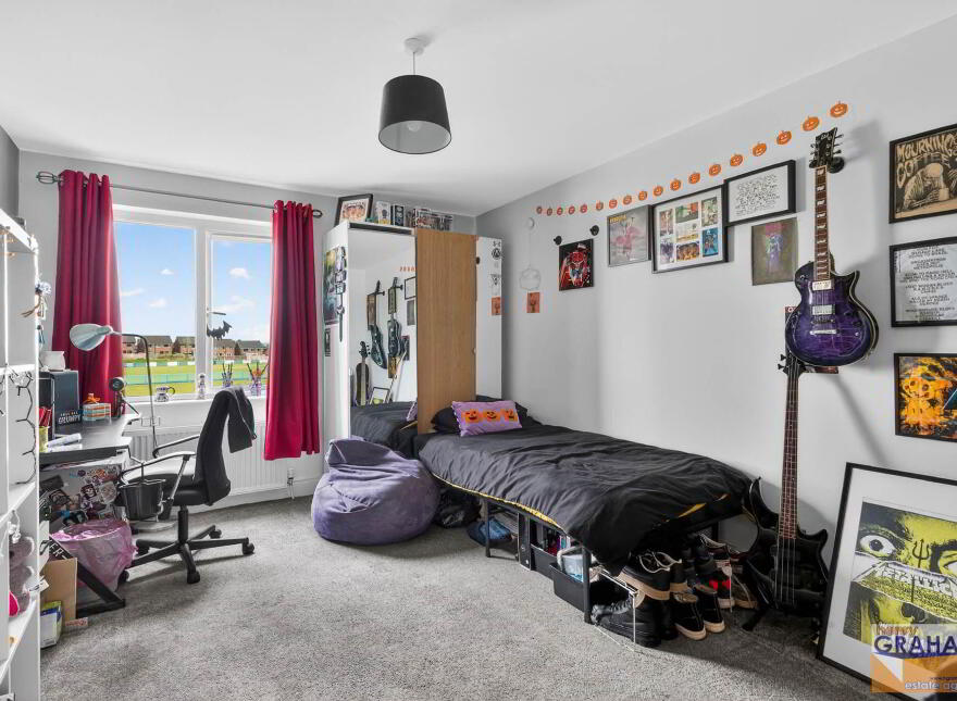 2 Magheralave Grange, Lisburn, BT28 3BZ