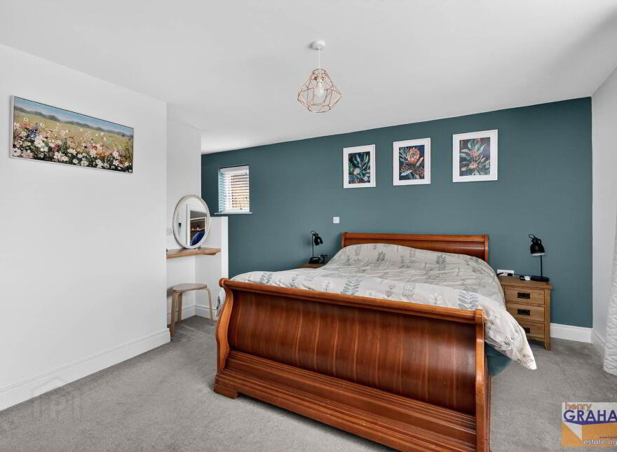 2 Magheralave Grange, Lisburn, BT28 3BZ