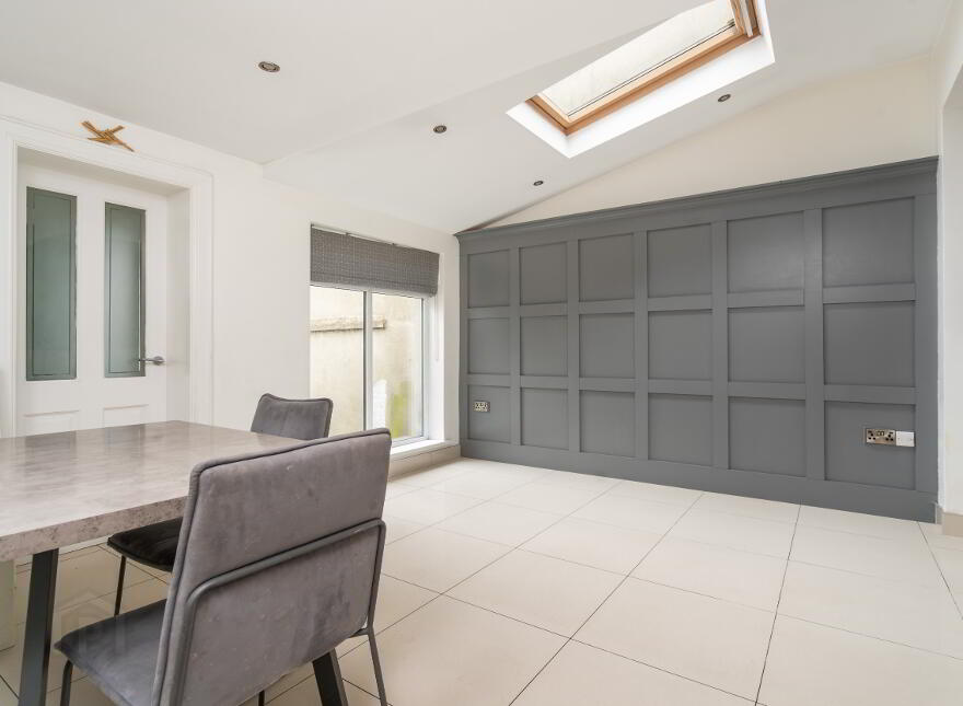 6 Castle Avenue, Buncrana, F93P3C6
