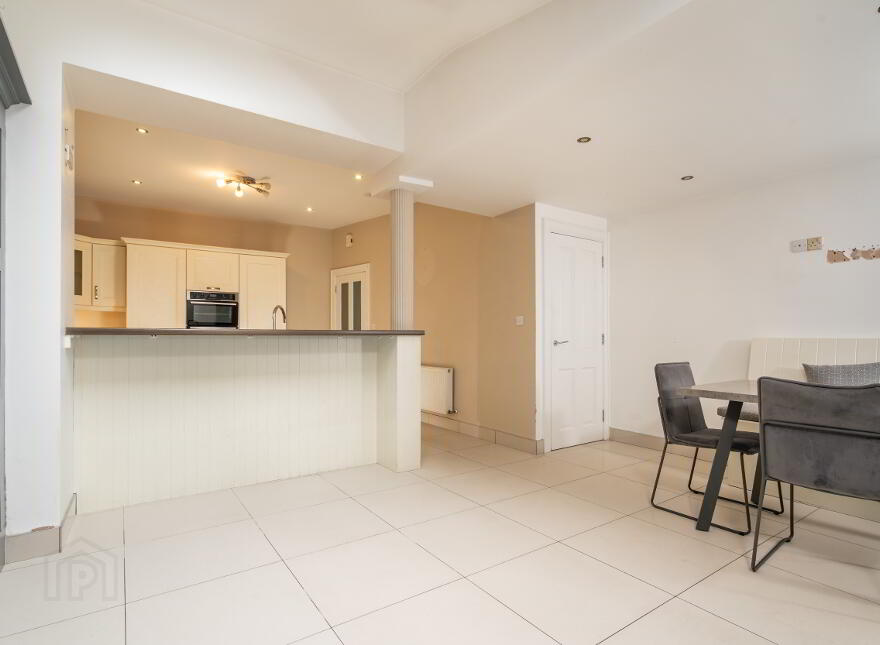 6 Castle Avenue, Buncrana, F93P3C6
