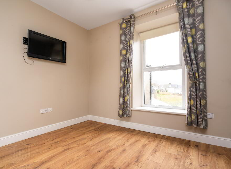 6 Castle Avenue, Buncrana, F93P3C6