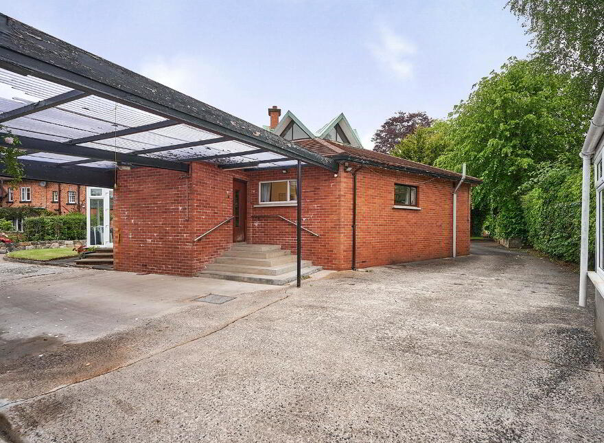 Granok, 108b Galgorm Road, Ballymena, BT42 1AE