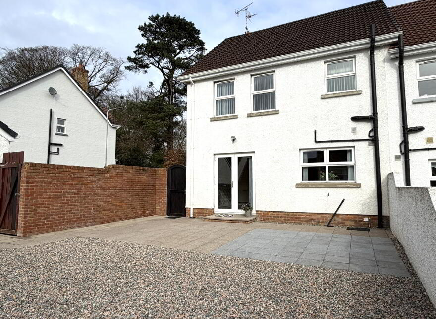 19 Knowehead Dale, Broughshane, Ballymena, BT43 7NU