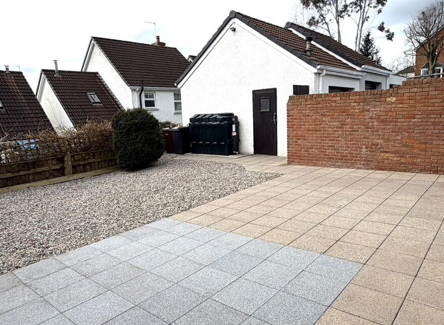 19 Knowehead Dale, Broughshane, Ballymena, BT43 7NU