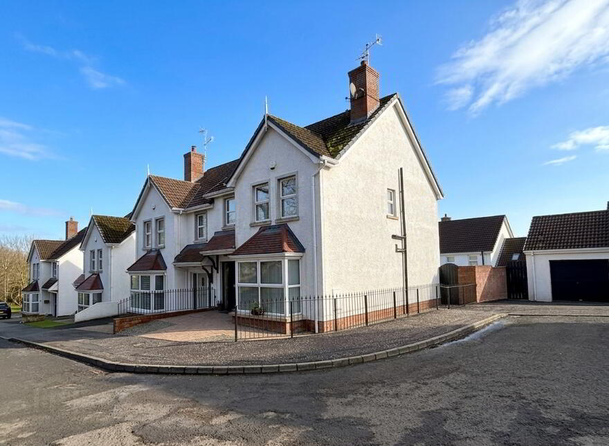 19 Knowehead Dale, Broughshane, Ballymena, BT43 7NU