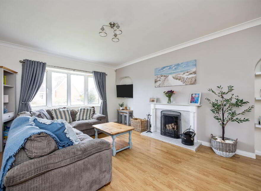7 Ashburn, Ballynahinch, BT24 8DQ
