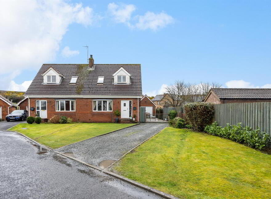 7 Ashburn, Ballynahinch, BT24 8DQ