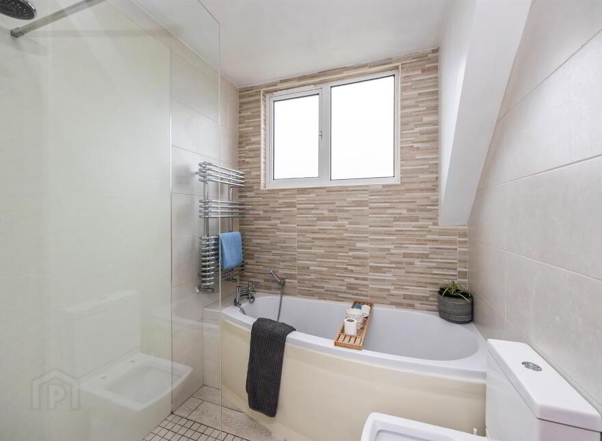 7 Ashburn, Ballynahinch, BT24 8DQ