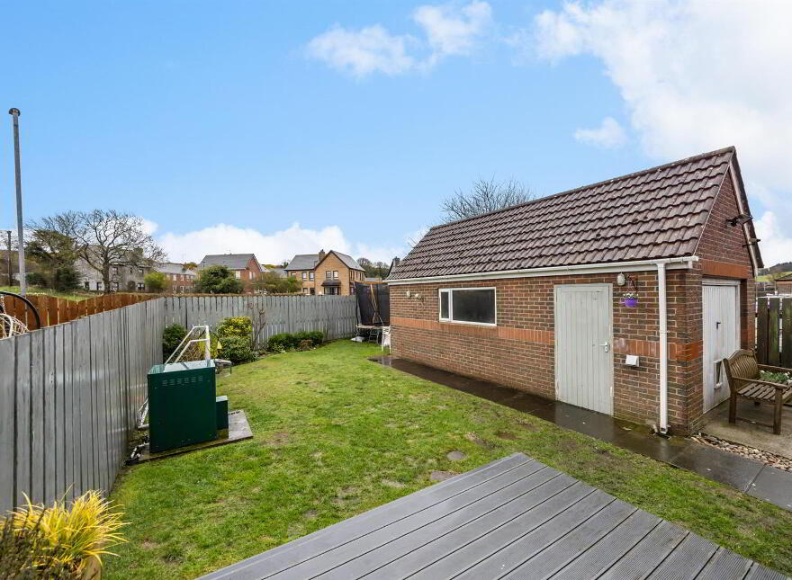 7 Ashburn, Ballynahinch, BT24 8DQ