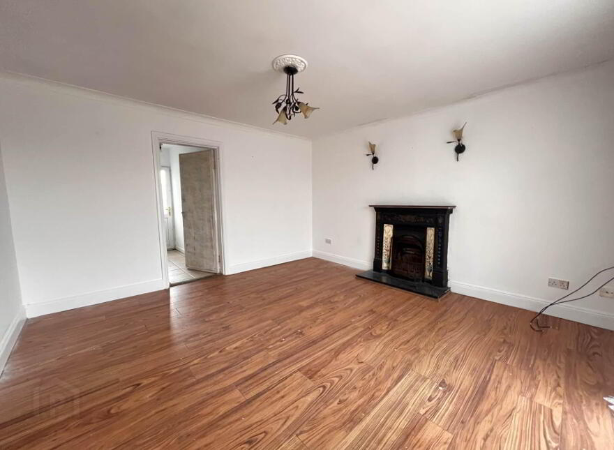 Red City, Fethard, E91PP86