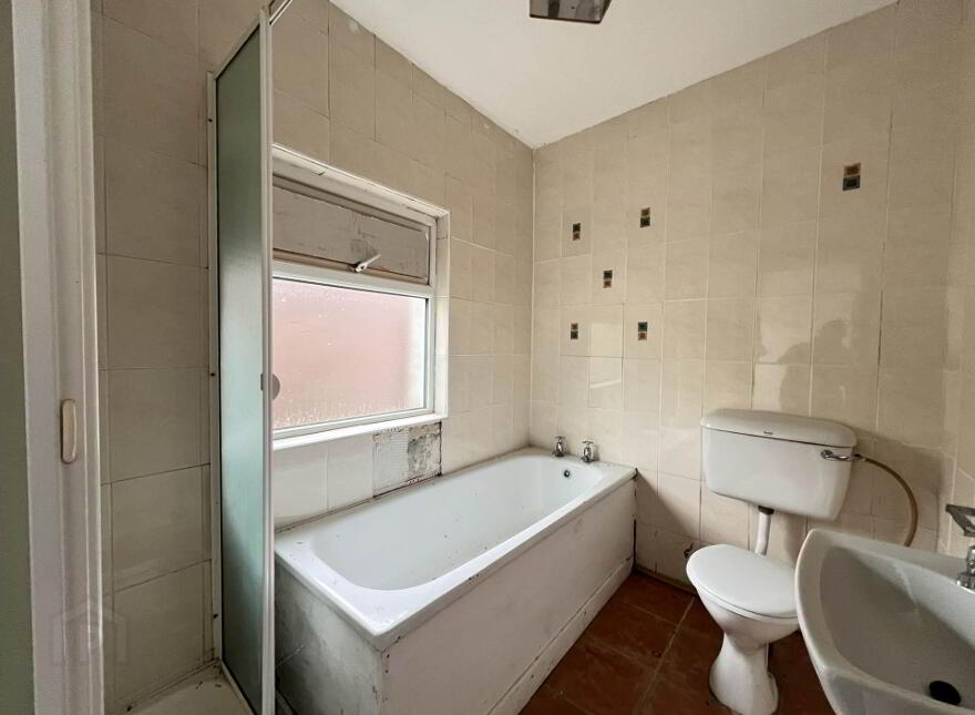 Red City, Fethard, E91PP86