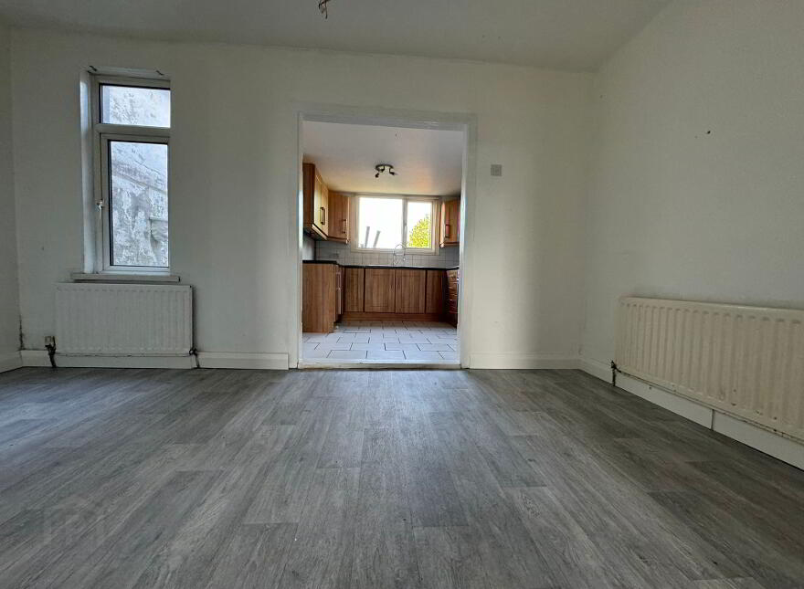 72 Ellis Street, Carrickfergus, BT38 8AZ