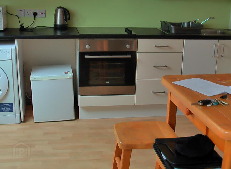 Flat 4 - 31 India Street, Belfast, BT7 1LJ