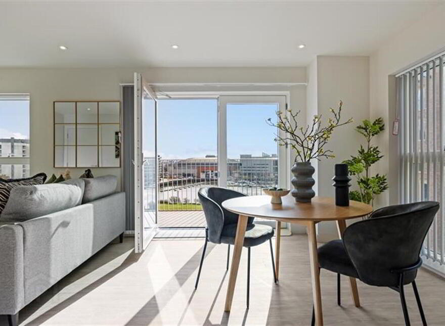 Lady Pirrie House, 1 Bedroom Apartment, 5 Shipwright Way, Titanic Quar...Belfast, BT3 9FU