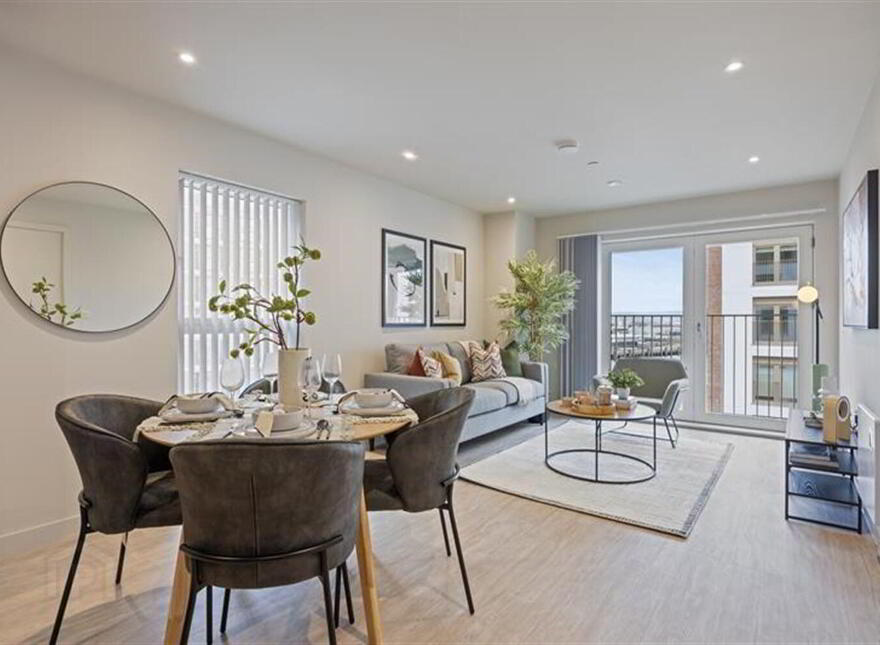 Lady Pirrie House, 2 Bedroom Apartment (DMR), 5 Shipwright Way, Titani...Belfast, BT3 9FU
