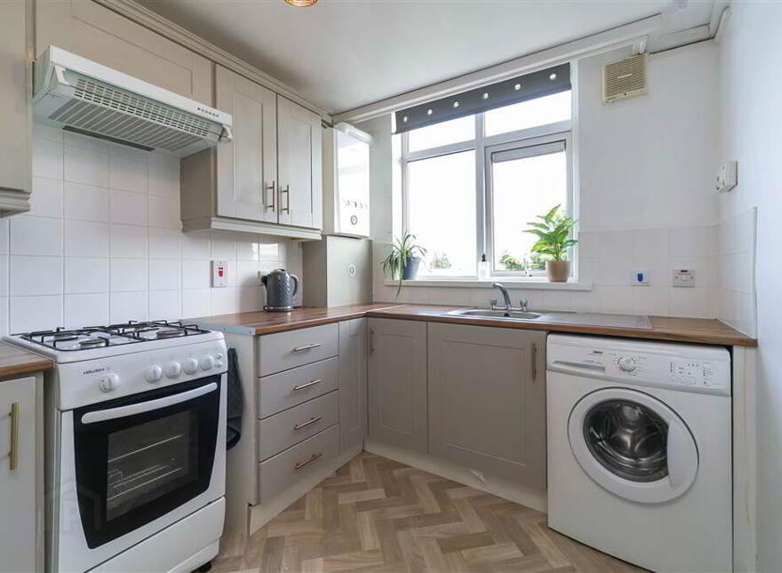 204E Upper Lisburn Road, Finaghy, Upper Lisburn Road, Belfast, BT10 0LA