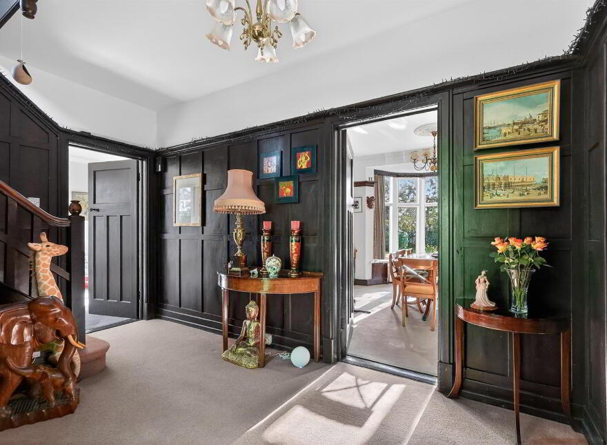 14 Malone Hill Park, Belfast, BT9 6RD