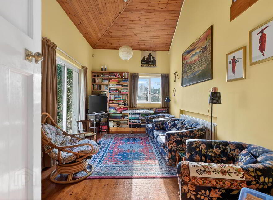 14 Malone Hill Park, Belfast, BT9 6RD