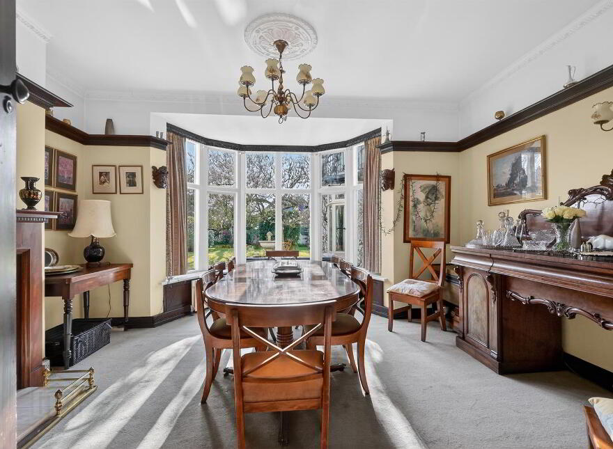 14 Malone Hill Park, Belfast, BT9 6RD