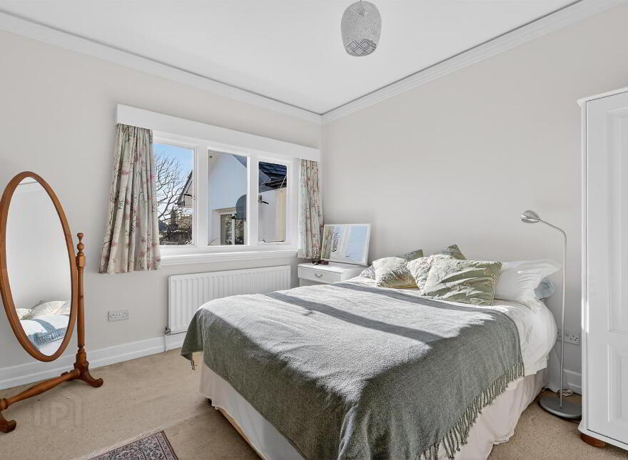 14 Malone Hill Park, Belfast, BT9 6RD