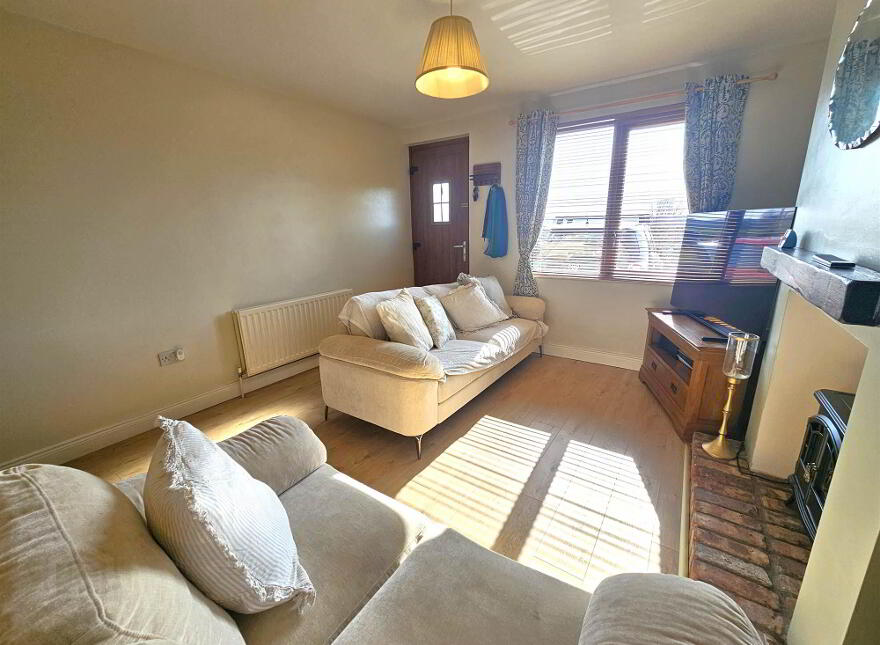 3 Hilden View, Tullynacross Road, Lisburn, BT27 5SF