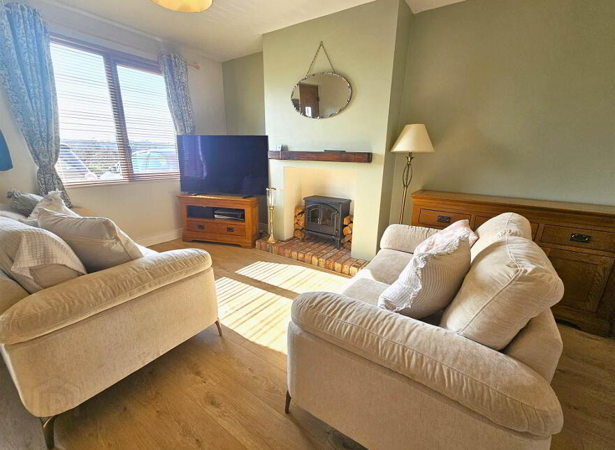 3 Hilden View, Tullynacross Road, Lisburn, BT27 5SF