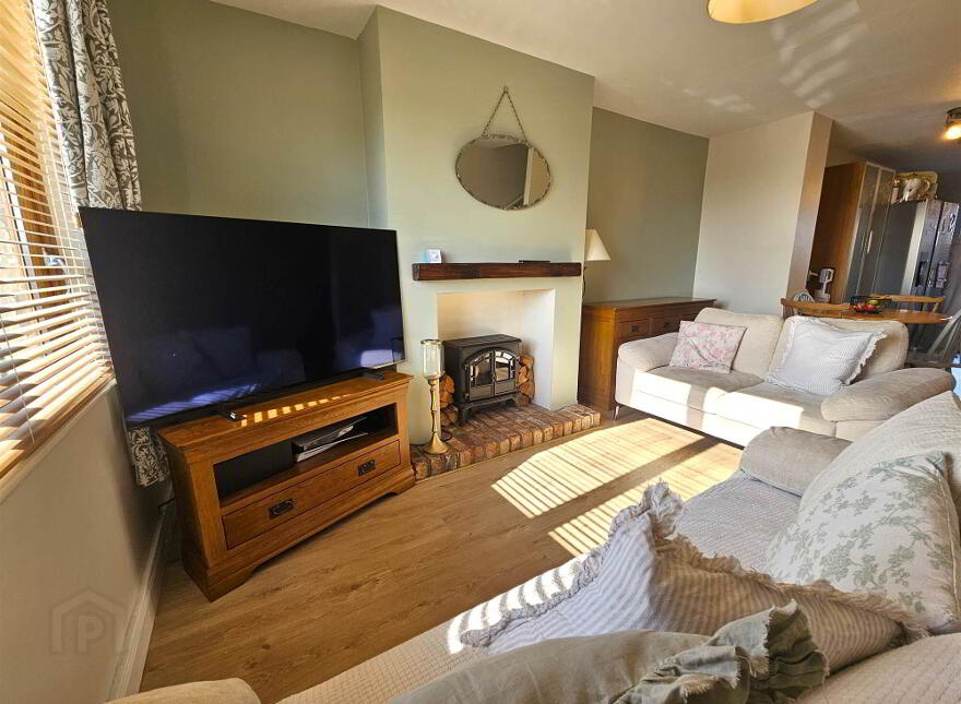 3 Hilden View, Tullynacross Road, Lisburn, BT27 5SF
