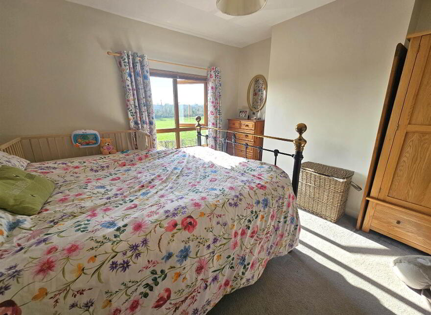 3 Hilden View, Tullynacross Road, Lisburn, BT27 5SF