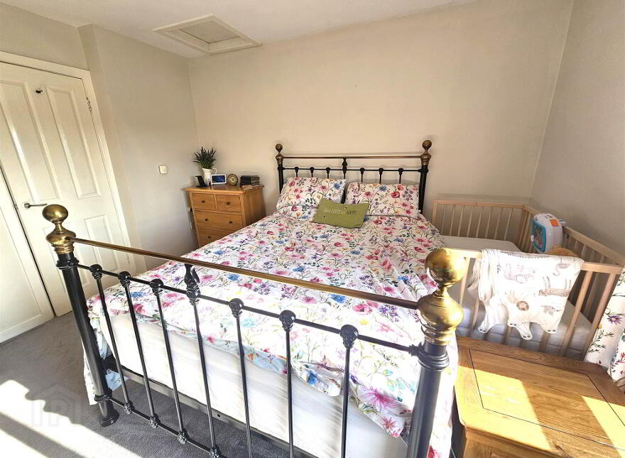3 Hilden View, Tullynacross Road, Lisburn, BT27 5SF