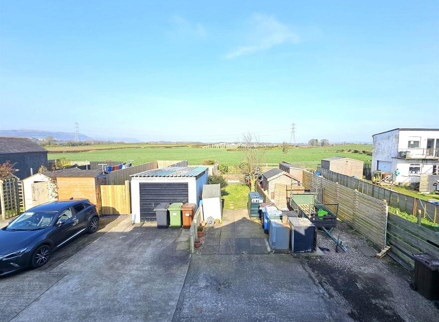 3 Hilden View, Tullynacross Road, Lisburn, BT27 5SF