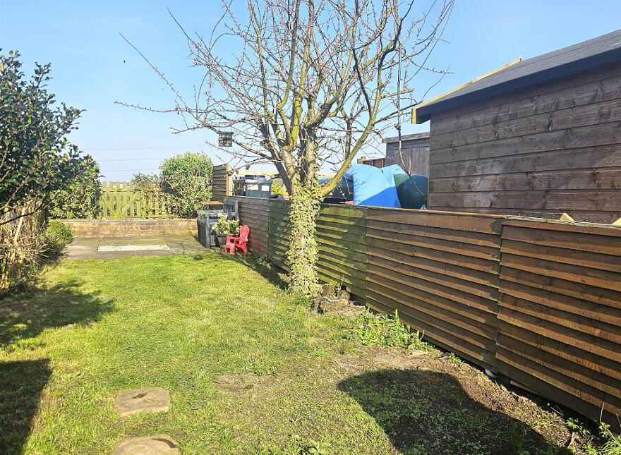 3 Hilden View, Tullynacross Road, Lisburn, BT27 5SF