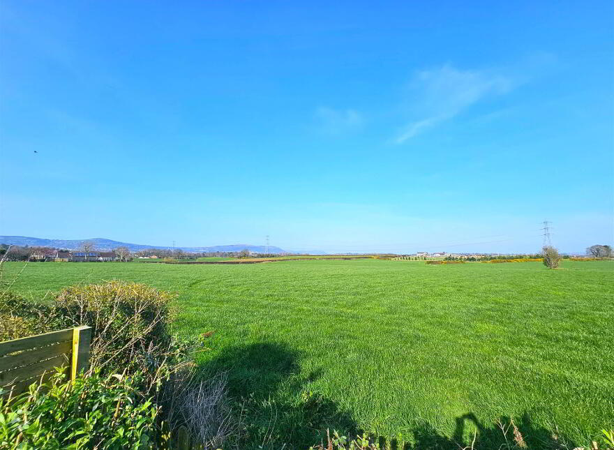 3 Hilden View, Tullynacross Road, Lisburn, BT27 5SF