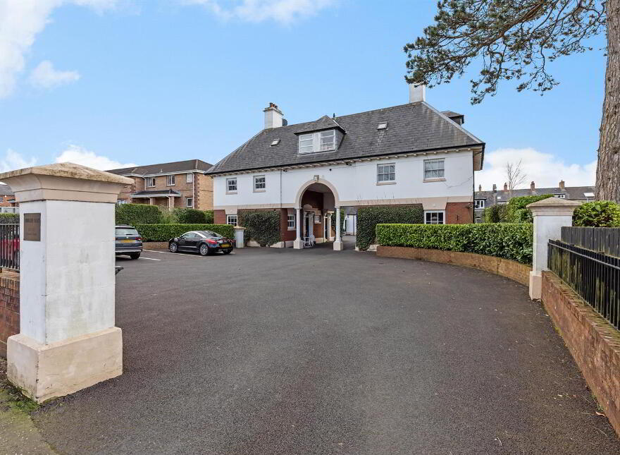 Apt 7 Ashbourne Court, 225-227 Belmont Road, Belfast, BT4 2AH photo