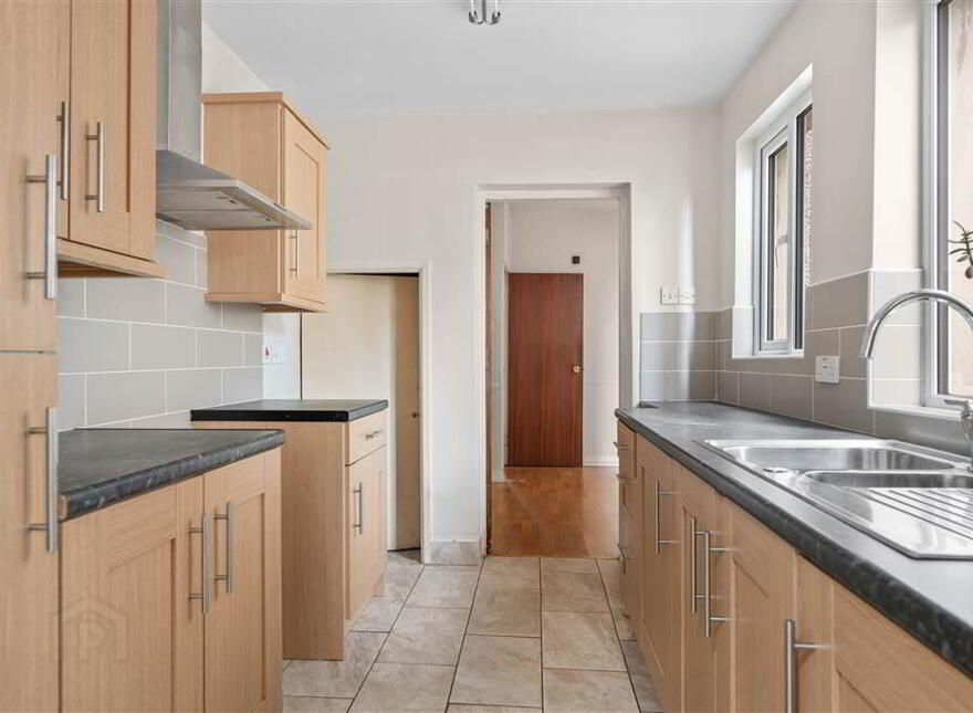 42 Market Road, Ballymena, BT43 6EL