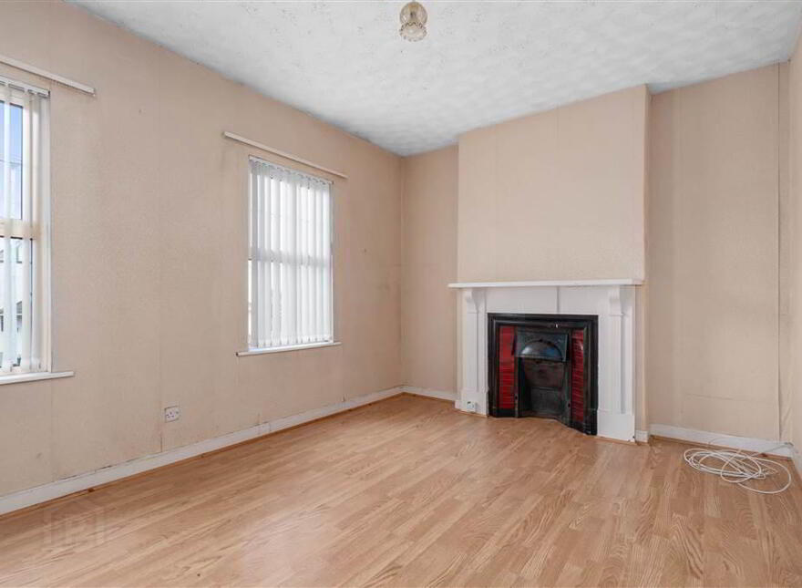 42 Market Road, Ballymena, BT43 6EL