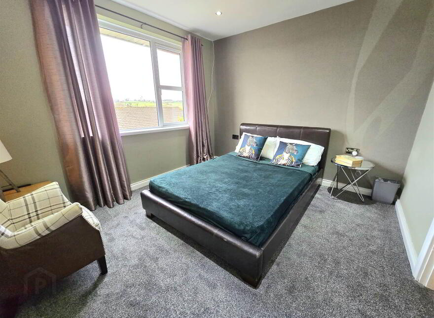 7 Legacurry Road, Ravarnet, Lisburn, BT27 5LZ