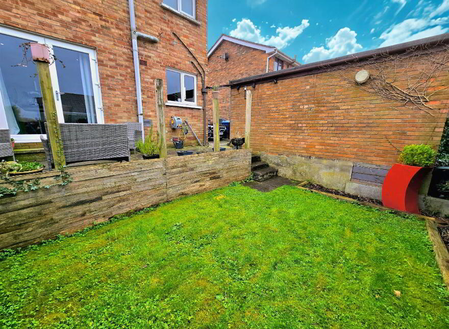 7 Legacurry Road, Ravarnet, Lisburn, BT27 5LZ