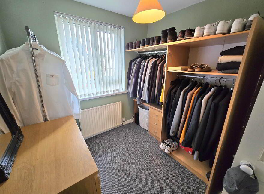 7 Legacurry Road, Ravarnet, Lisburn, BT27 5LZ
