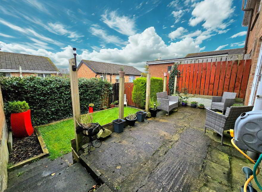 7 Legacurry Road, Ravarnet, Lisburn, BT27 5LZ